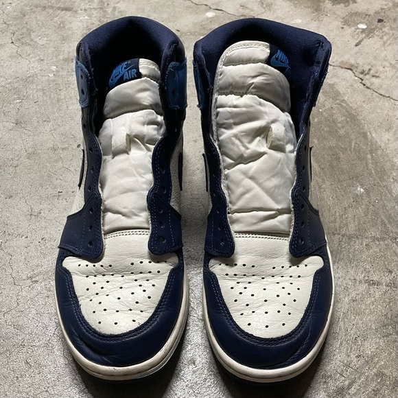 Air Jordan 1 High OG Obsidian - Picture 3 of 6